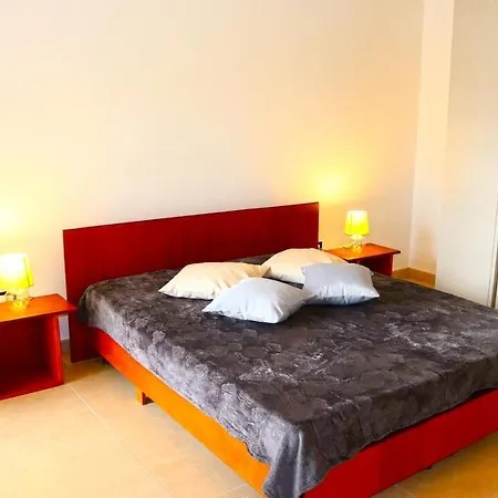 Holiday home Alexandra Deluxe In 8 Places