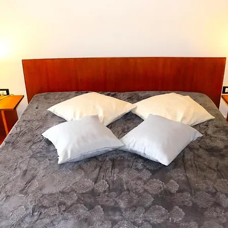 Holiday home Alexandra Deluxe In 8 Places *